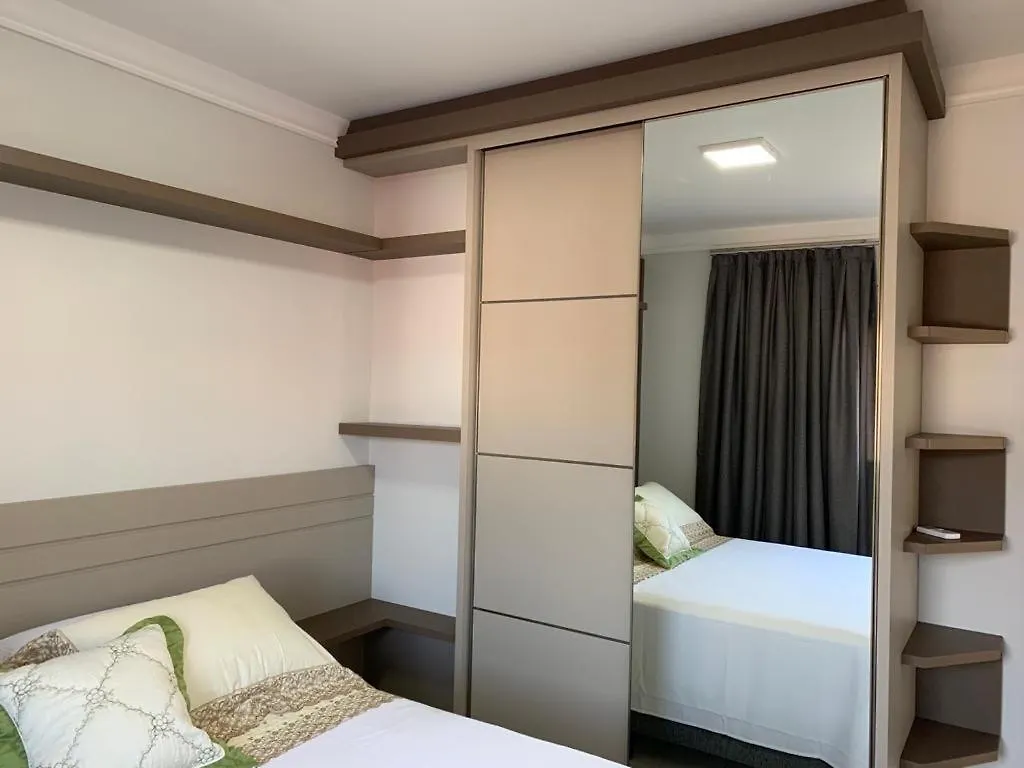 Apartamento no Condomínio 7 Mares, Praia Ingleses Florianópolis Brasil