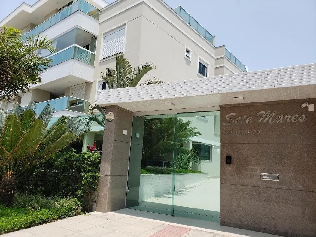 Apartamento no Condomínio 7 Mares, Praia Ingleses Florianópolis 0*,  Brasil