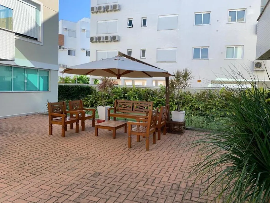 Apartamento no Condomínio 7 Mares, Praia Ingleses Florianópolis